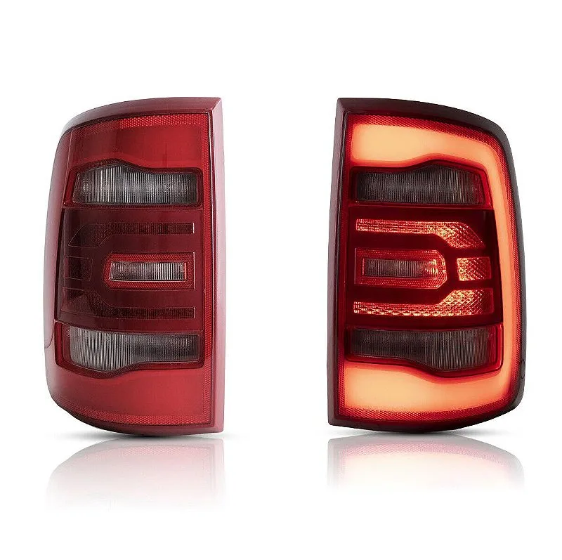 Lanterna Dodge Ram 1500 Classic 2022 imagem 1