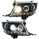 Farol Toyota Hilux 2012/2015 Máscara Negra LED 1 Globo Óptico — detalhe