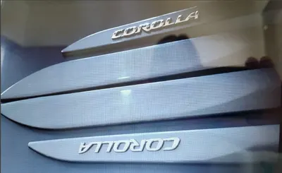 Friso Lateral Corolla 21/ Branco Polar (AR)*
