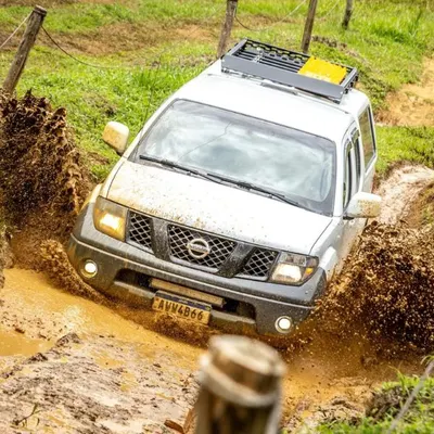 BAGAGEIRO GRADEADO OFF-ROAD — detalhe