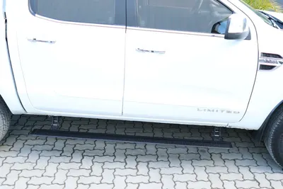 Estribo Elétrico Ranger 13/ CD* — detalhe