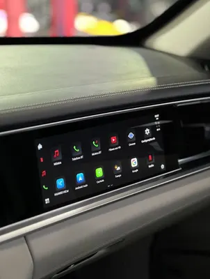Tela de resolução FULL HD da Central Multimídia Octacore PRO Luxury