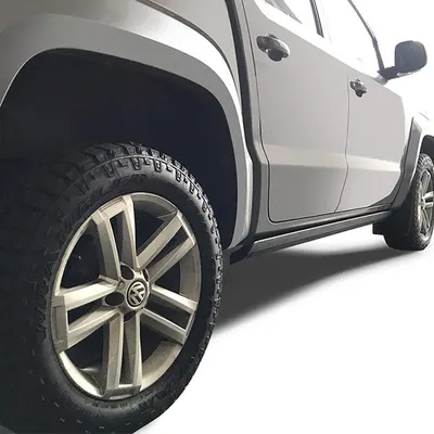 C&K COM O ESTRIBO ELÉTRICO — detalhe