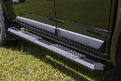 Estribo Bronco Extreme Preto* — detalhe
