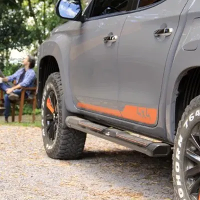 Estribo Ram 1500 21/ My Road Preto *SEM KIT* — detalhe