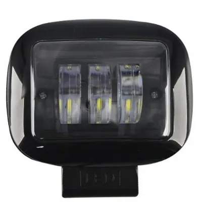 FAROL DE MILHA UNIVERSAL DE LED — detalhe