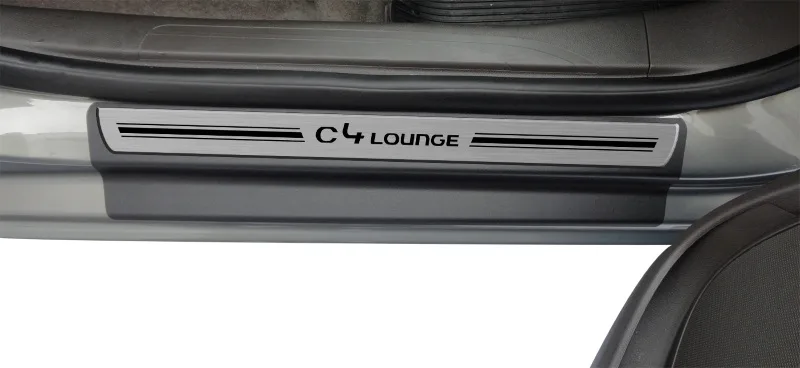 NP1647_1.jpg