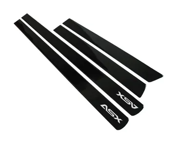 Friso Lateral Preto Escrita Cromo – ASX* — detalhe
