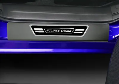Soleira Resinada Eclipse Cross Elegance — detalhe
