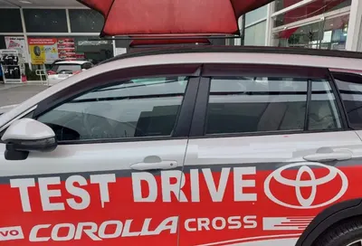 Calha De Chuva 4P 21/ Corolla Cross — detalhe