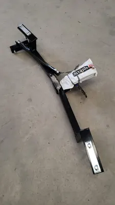 Engate Fixo Mercedes C180/C200 10/14 700Kg* — detalhe