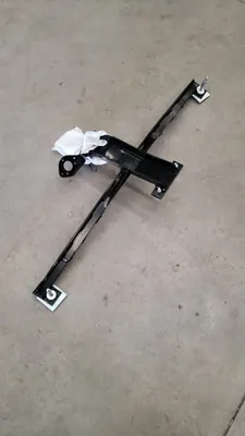 VOLP104_5.jpg